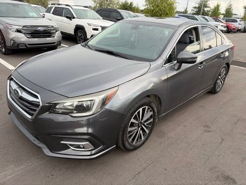 Used 2018 Subaru Legacy 2.5i Premium AWD/4WD image 2