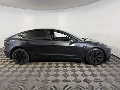 Used 2024 Tesla Model 3 Standard Range RWD image 4