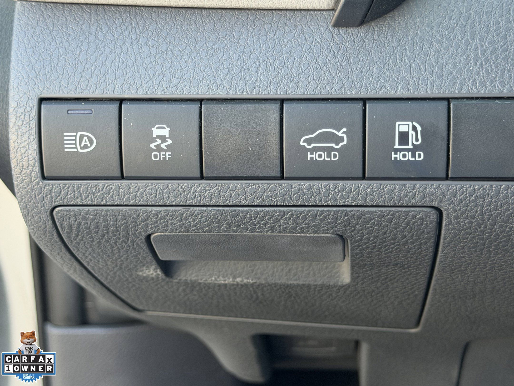Used 2021 Toyota Camry LE FWD image 27