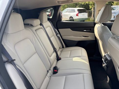 Used 2025 Nissan Murano SL w/ Cargo Package AWD/4WD image 12