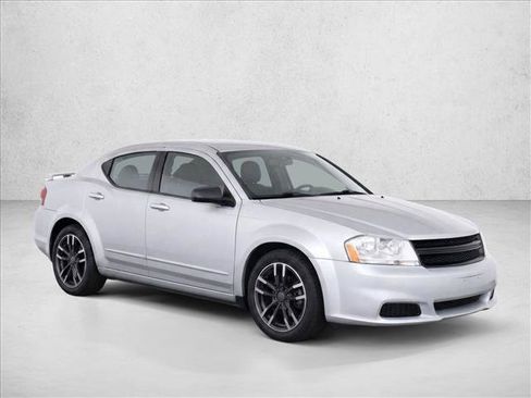 Used 2011 Dodge Avenger Express FWD image 3