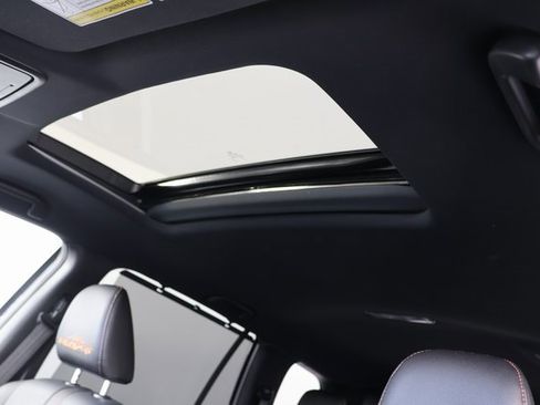 Used 2022 Honda Passport TrailSport image 19