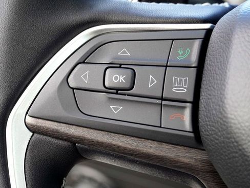 New 2025 Jeep Grand Cherokee L Limited image 15