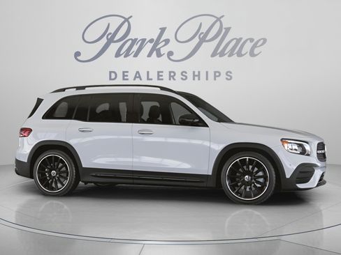 Certified 2023 Mercedes-Benz GLB 250 image 29