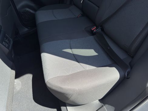 Used 2025 Toyota RAV4 XLE image 20