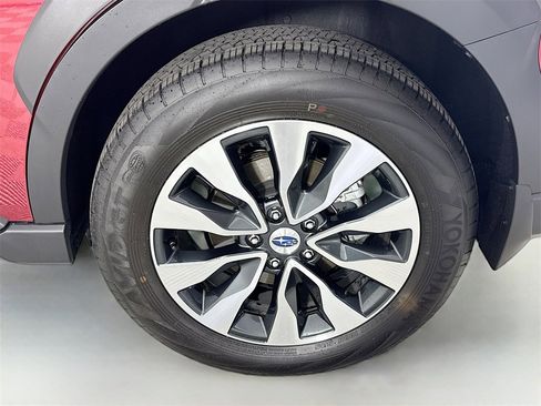 Used 2025 Subaru Outback Touring XT image 31