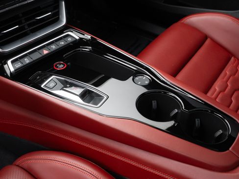 Used 2023 Audi e-tron GT Prestige w/ Prestige Package image 20