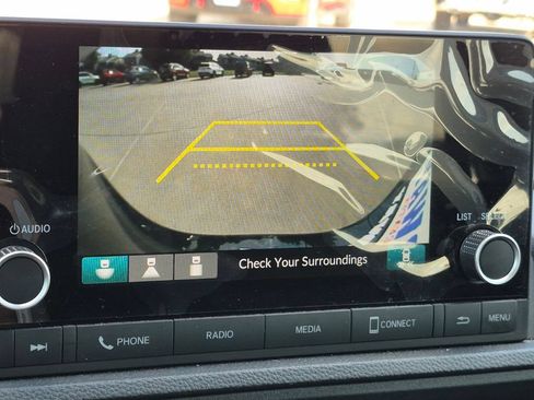 Used 2025 Honda CR-V EX image 22