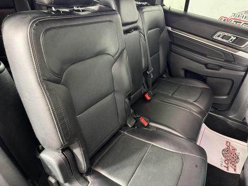Used 2019 Ford Explorer Limited w/ Class III Trailer Tow Package AWD/4WD image 38