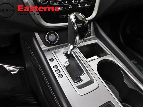 Used 2023 Nissan Murano SL w/ SL Moonroof Package image 13