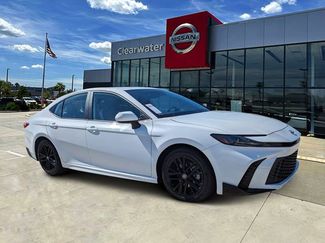 Used 2025 Toyota Camry SE video 1