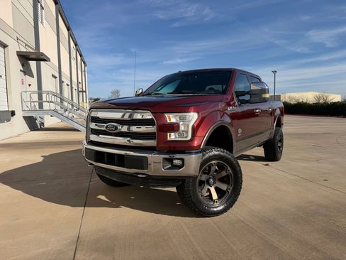 Used 2015 Ford F150 King Ranch w/ Equipment Group 601A Luxury image 9