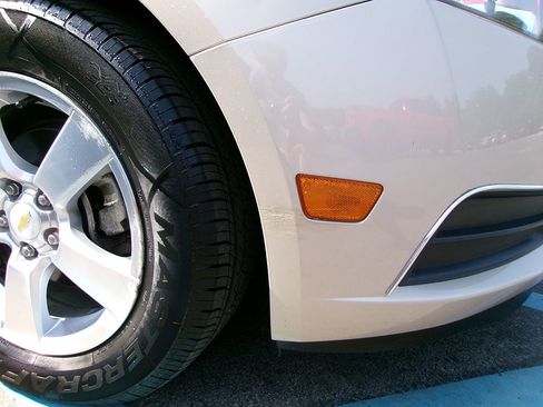 Used 2011 Chevrolet Cruze LT image 7