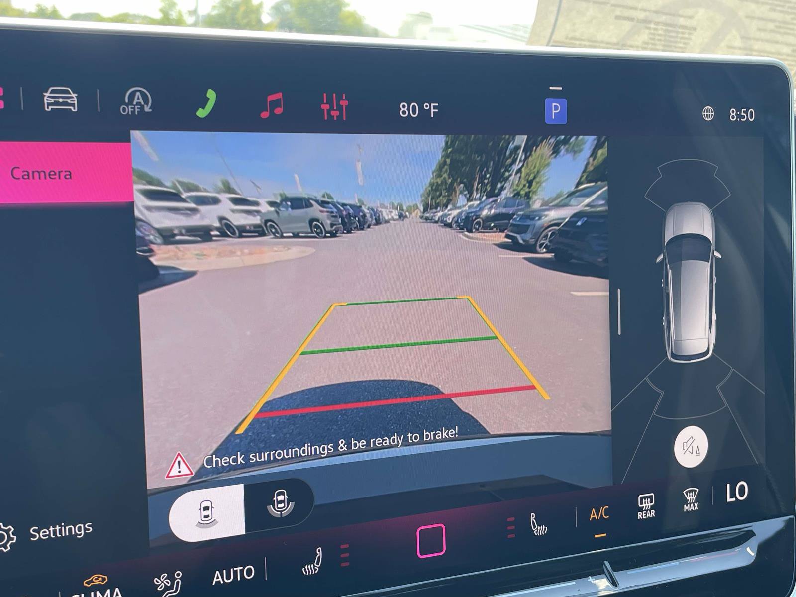 New 2026 Volkswagen Tiguan SE R-Line FWD image 27