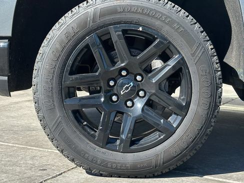 Used 2021 Chevrolet Silverado 1500 LT Trail Boss w/ Bed Protection Package AWD/4WD image 21