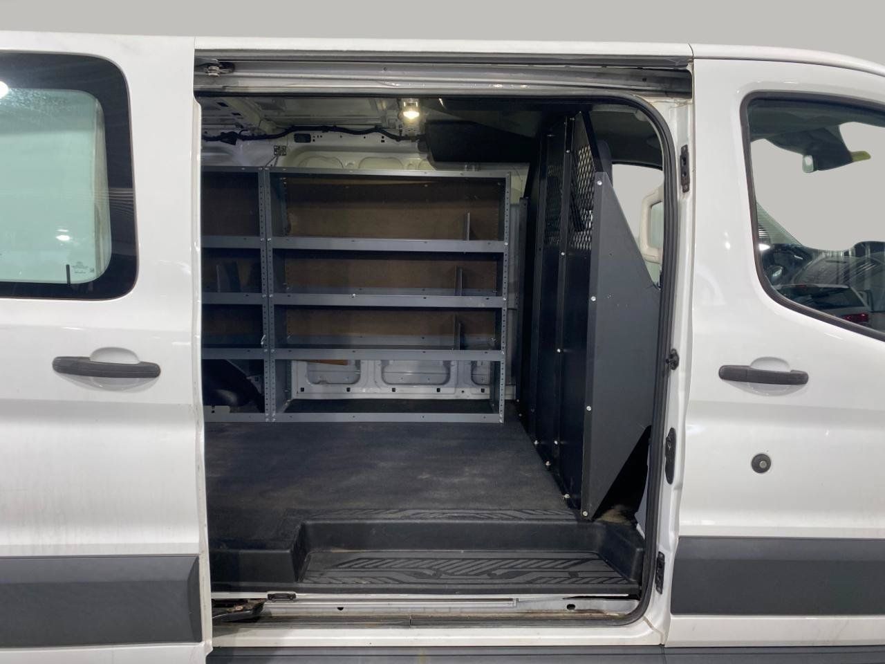 Used 2018 Ford Transit 250 130 Low Roof RWD image 23