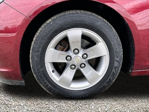 Used 2014 Chevrolet Malibu LT image 9