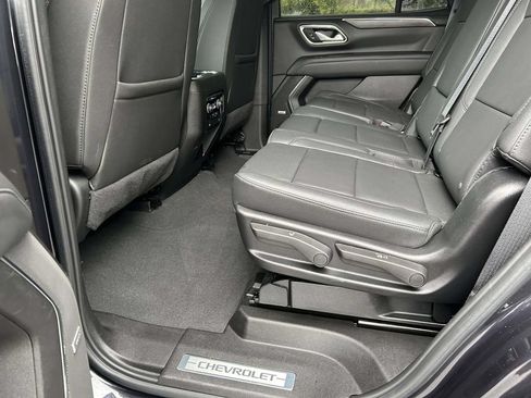 Used 2024 Chevrolet Tahoe LT RWD image 13
