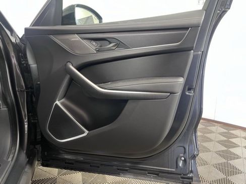 New 2026 Jaguar F-PACE R-Dynamic S image 16