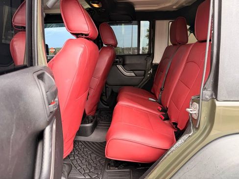 Used 2015 Jeep Wrangler Unlimited Sport w/ Quick Order Package 24S AWD/4WD image 26