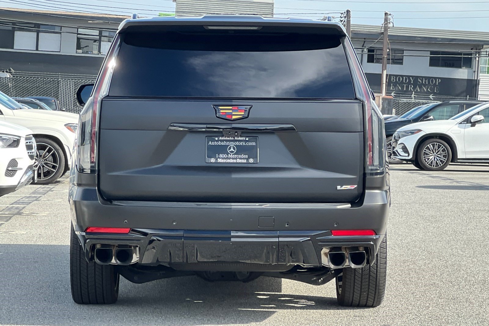 Used 2025 Cadillac Escalade V AWD/4WD image 9