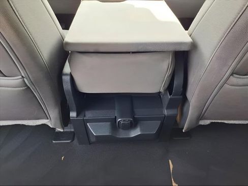 Used 2022 Ford F350 XLT image 17