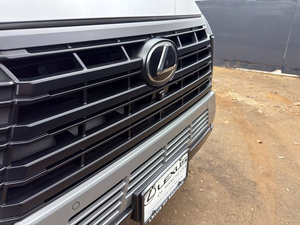Used 2026 Lexus GX 550 w/ Cold Area Package AWD/4WD image 36