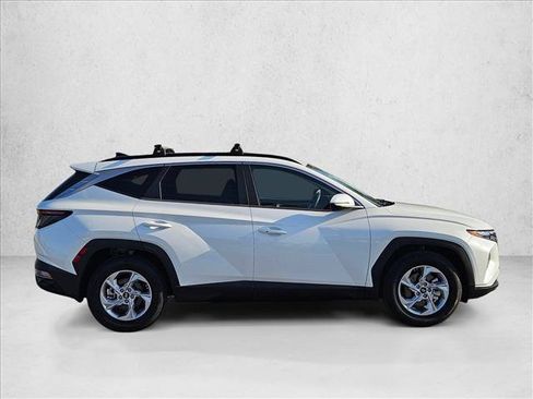 Used 2022 Hyundai Tucson SEL FWD image 4