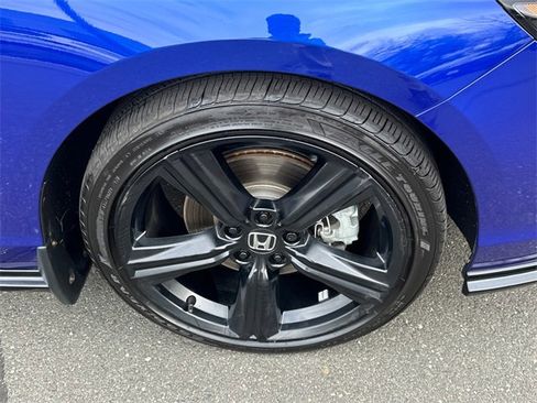 Used 2025 Honda Accord Sport image 7