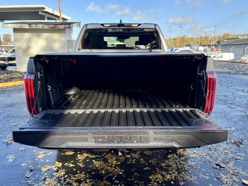 Used 2024 Toyota Tundra Limited image 15