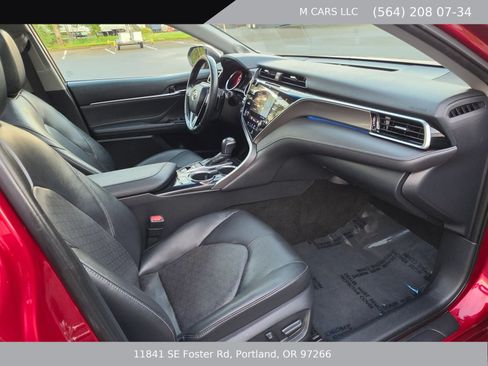 Used 2018 Toyota Camry XSE w/ Driver Assist Package FWD image 16