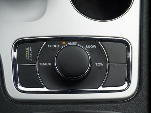 Used 2015 Jeep Grand Cherokee SRT w/ Trailer Tow Group IV image 18