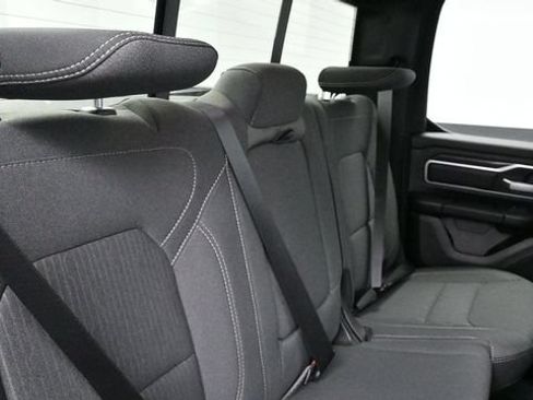 Used 2021 RAM 1500 Big Horn AWD/4WD image 12