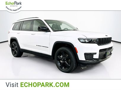 Used 2022 Jeep Grand Cherokee L Laredo