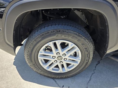 Used 2024 Toyota Tundra SR5 w/ SR5 Premium Package AWD/4WD image 7
