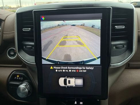 Used 2021 RAM 1500 Laramie image 36