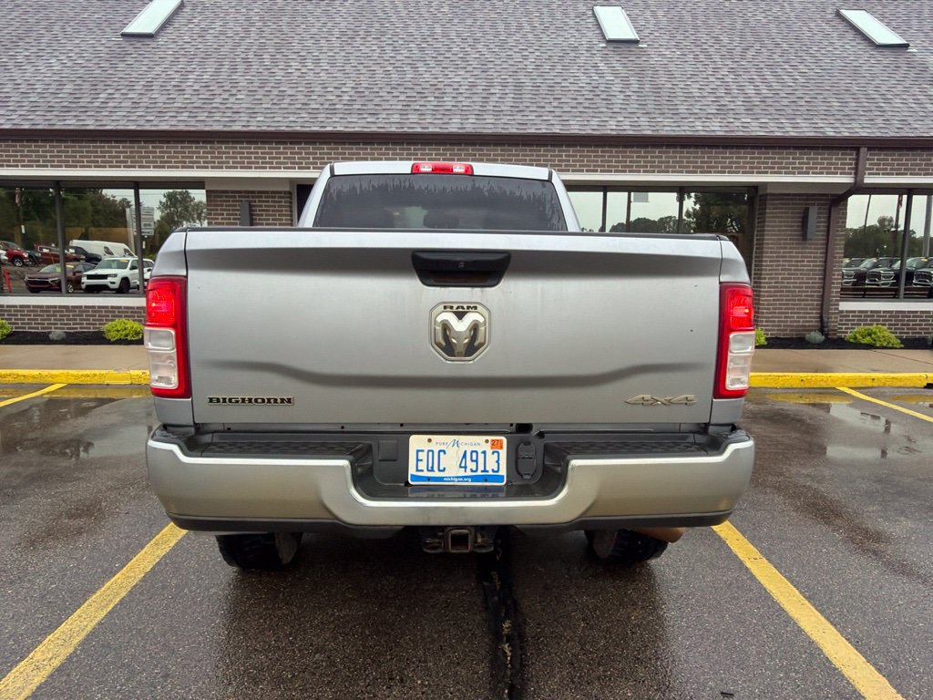 Used 2022 RAM 2500 Big Horn AWD/4WD image 3