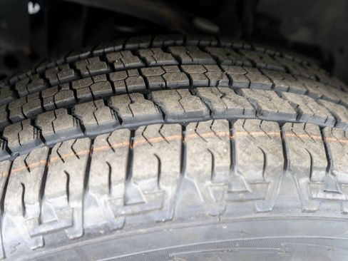 Used 2016 Ford F150 XLT w/ Equipment Group 302A Luxury image 25