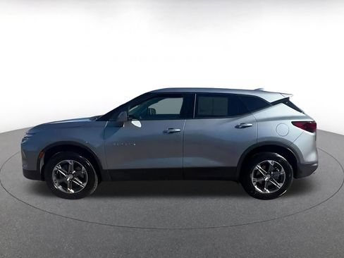 Used 2025 Chevrolet Blazer LT image 9