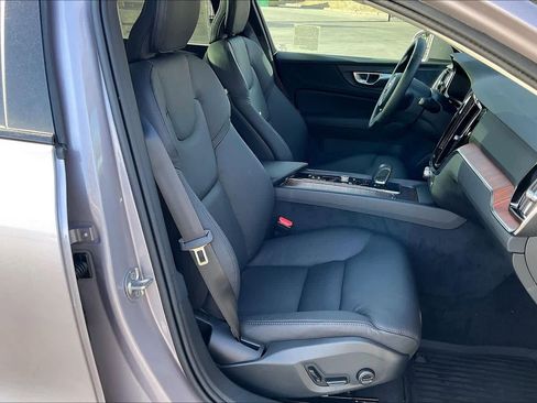 New 2026 Volvo V60 B5 Cross Country Plus w/ Climate Package image 31
