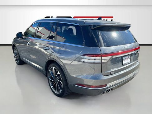 Used 2023 Lincoln Aviator Reserve w/ Equipment Group 201A AWD/4WD image 5