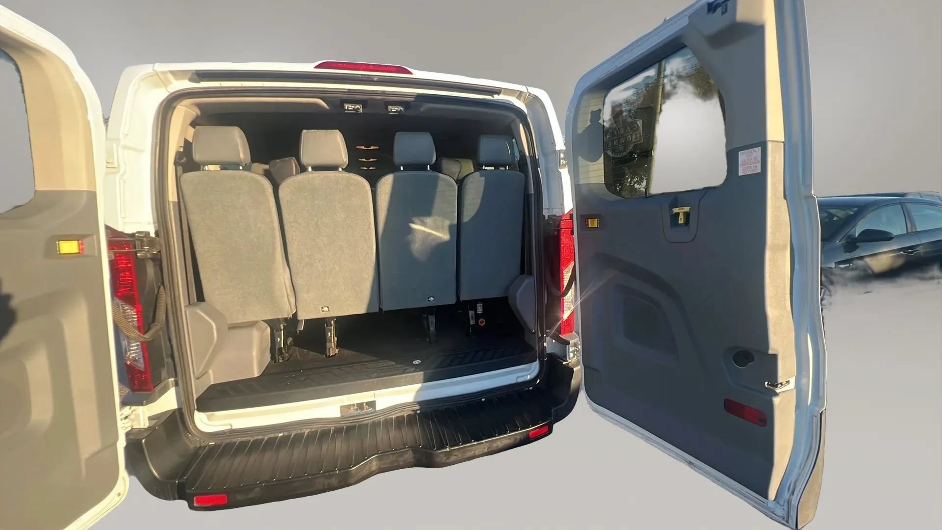 Used 2019 Ford Transit 350 XL RWD image 23