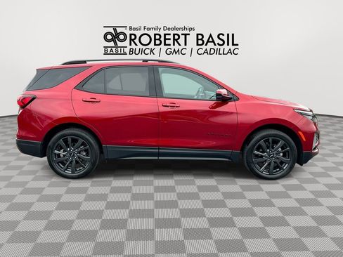 Used 2024 Chevrolet Equinox RS AWD/4WD image 9