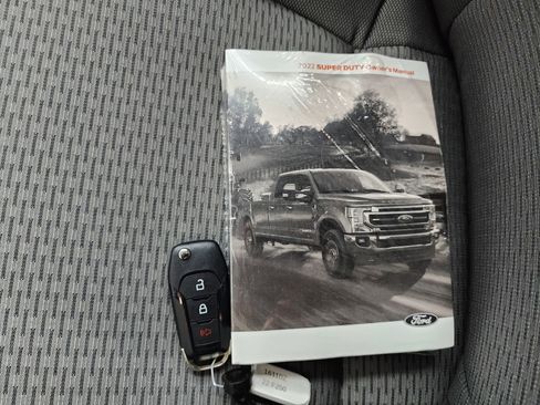 Used 2022 Ford F250 XLT w/ Black Appearance Package image 59
