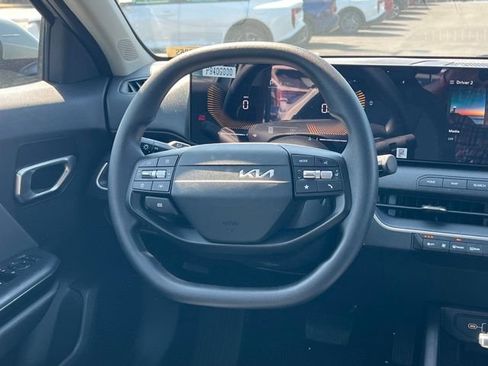 Certified 2025 Kia K4 FWD image 14