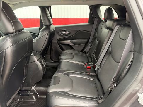 Used 2022 Jeep Cherokee Limited w/ Elite Package image 37