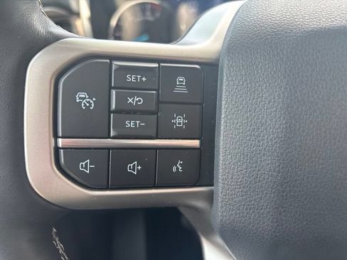 Used 2023 Ford Expedition Limited RWD image 17