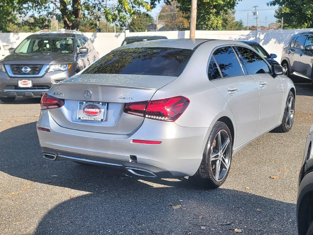 Used 2021 Mercedes-Benz A 220 4MATIC image 8
