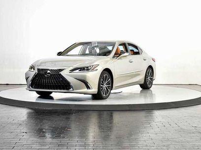 Certified 2022 Lexus ES 350 w/ Premium Package