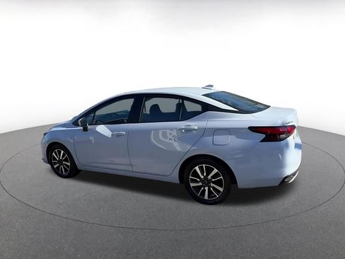 Used 2025 Nissan Versa SV image 10